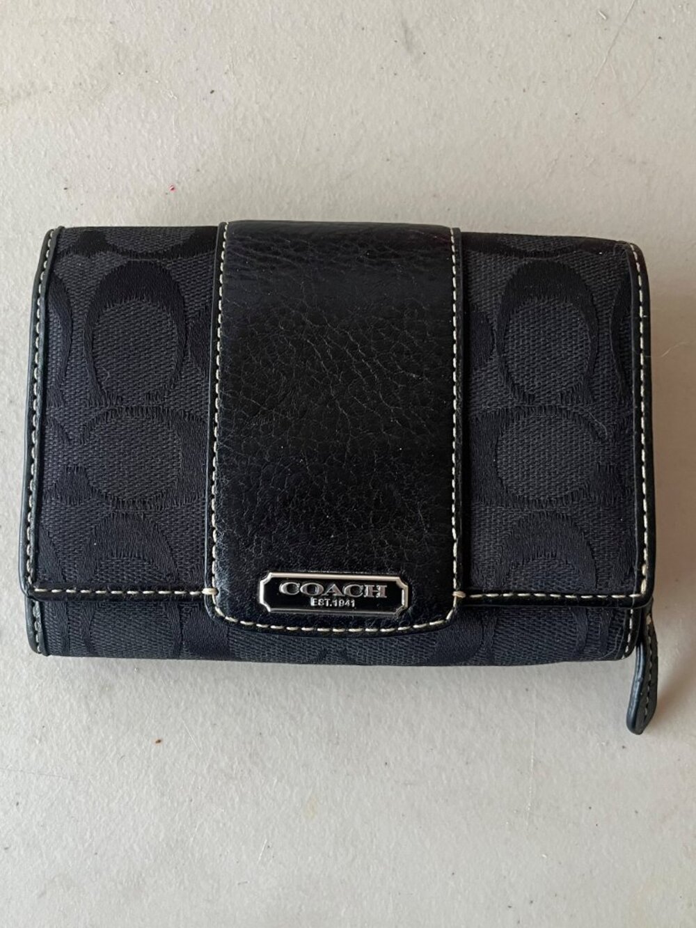 Coach Small Wallet - Picture 1 of 7